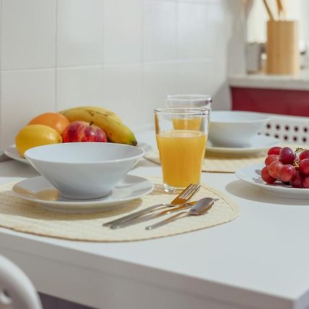 Elegant 3 Bedroom Apt - City Centre - Garage - Metro Lisboa Kültér fotó