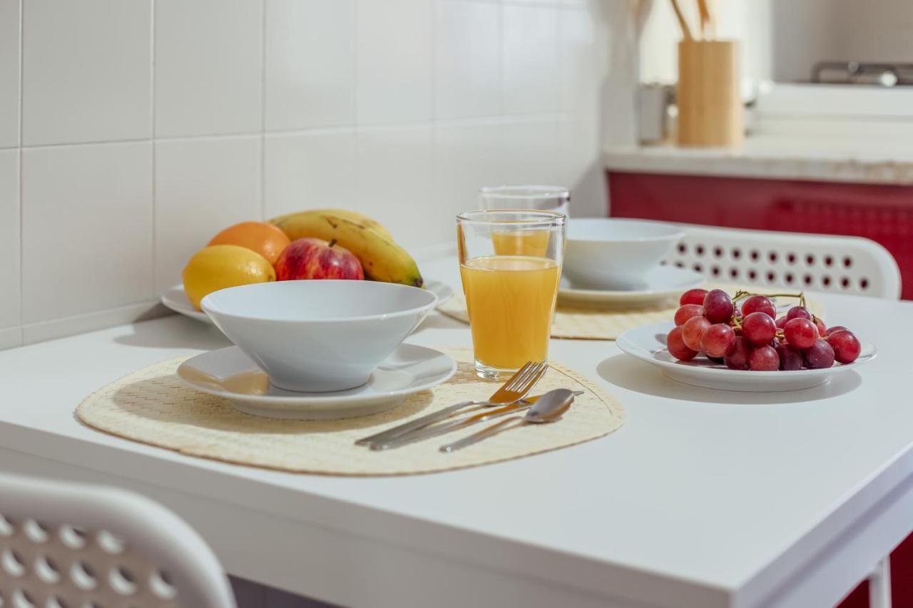 Elegant 3 Bedroom Apt - City Centre - Garage - Metro Lisboa Kültér fotó