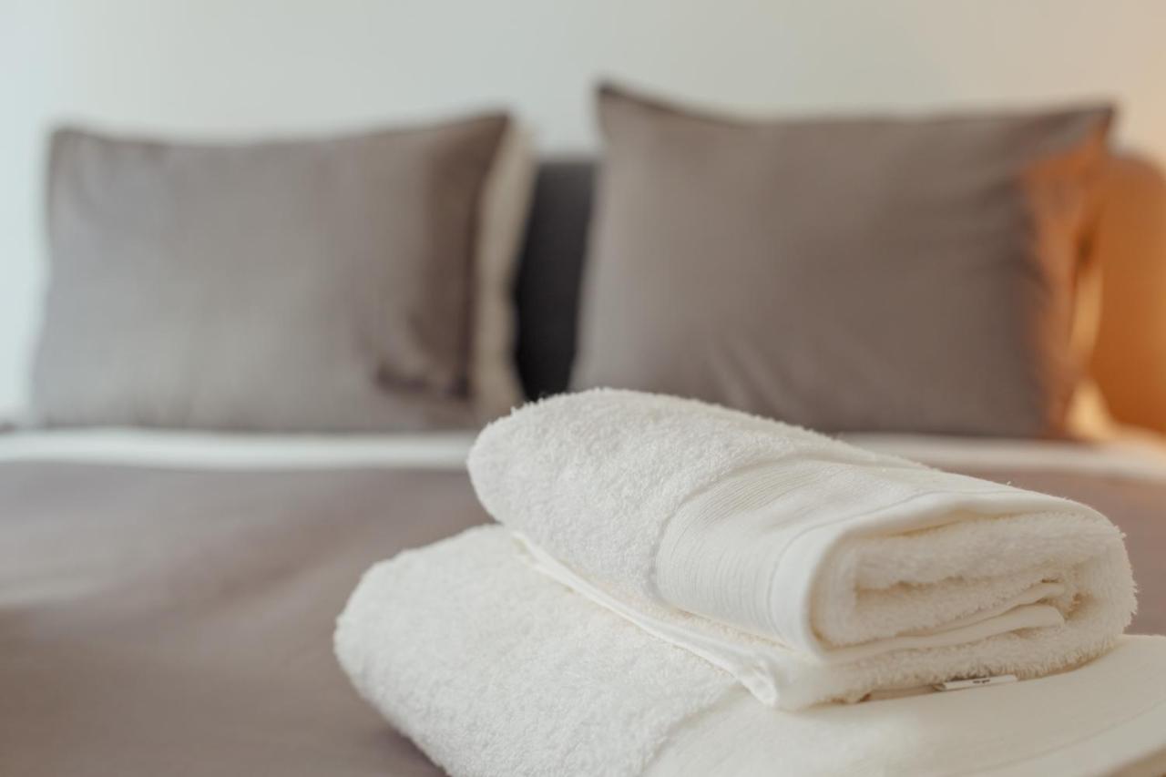 Elegant 3 Bedroom Apt - City Centre - Garage - Metro Lisboa Kültér fotó