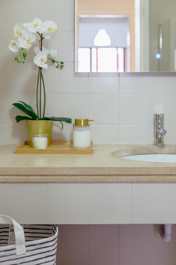 Elegant 3 Bedroom Apt - City Centre - Garage - Metro Lisboa Kültér fotó