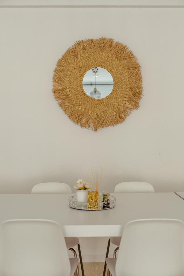 Elegant 3 Bedroom Apt - City Centre - Garage - Metro Lisboa Kültér fotó