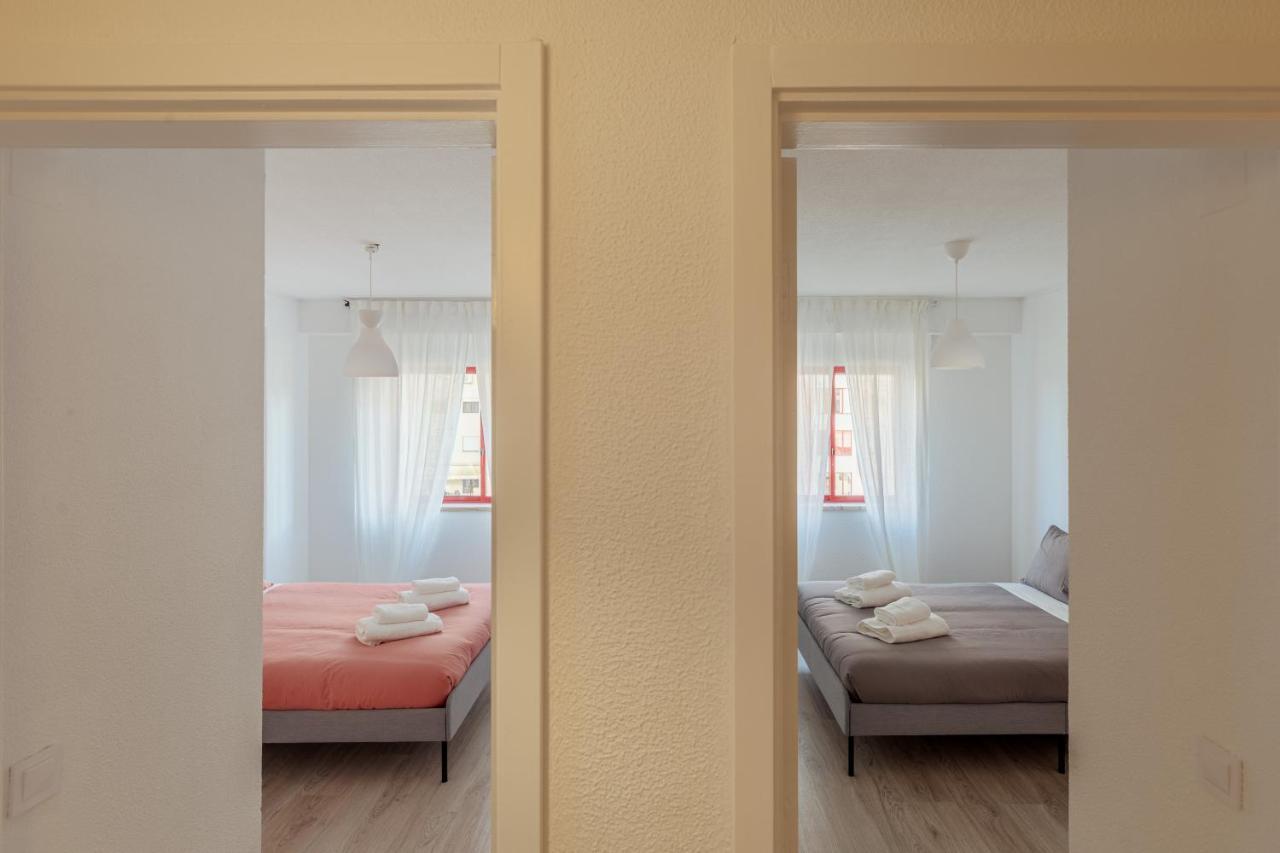 Elegant 3 Bedroom Apt - City Centre - Garage - Metro Lisboa Kültér fotó