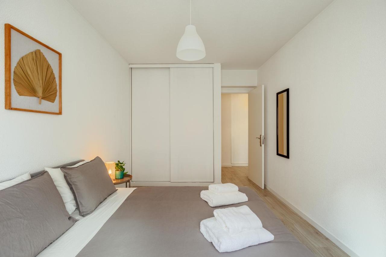 Elegant 3 Bedroom Apt - City Centre - Garage - Metro Lisboa Kültér fotó