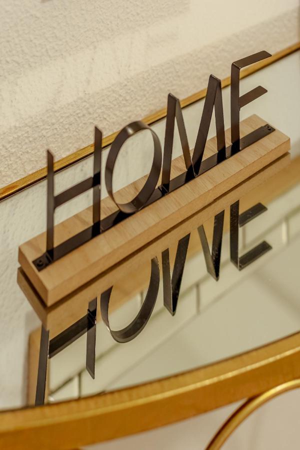 Elegant 3 Bedroom Apt - City Centre - Garage - Metro Lisboa Kültér fotó