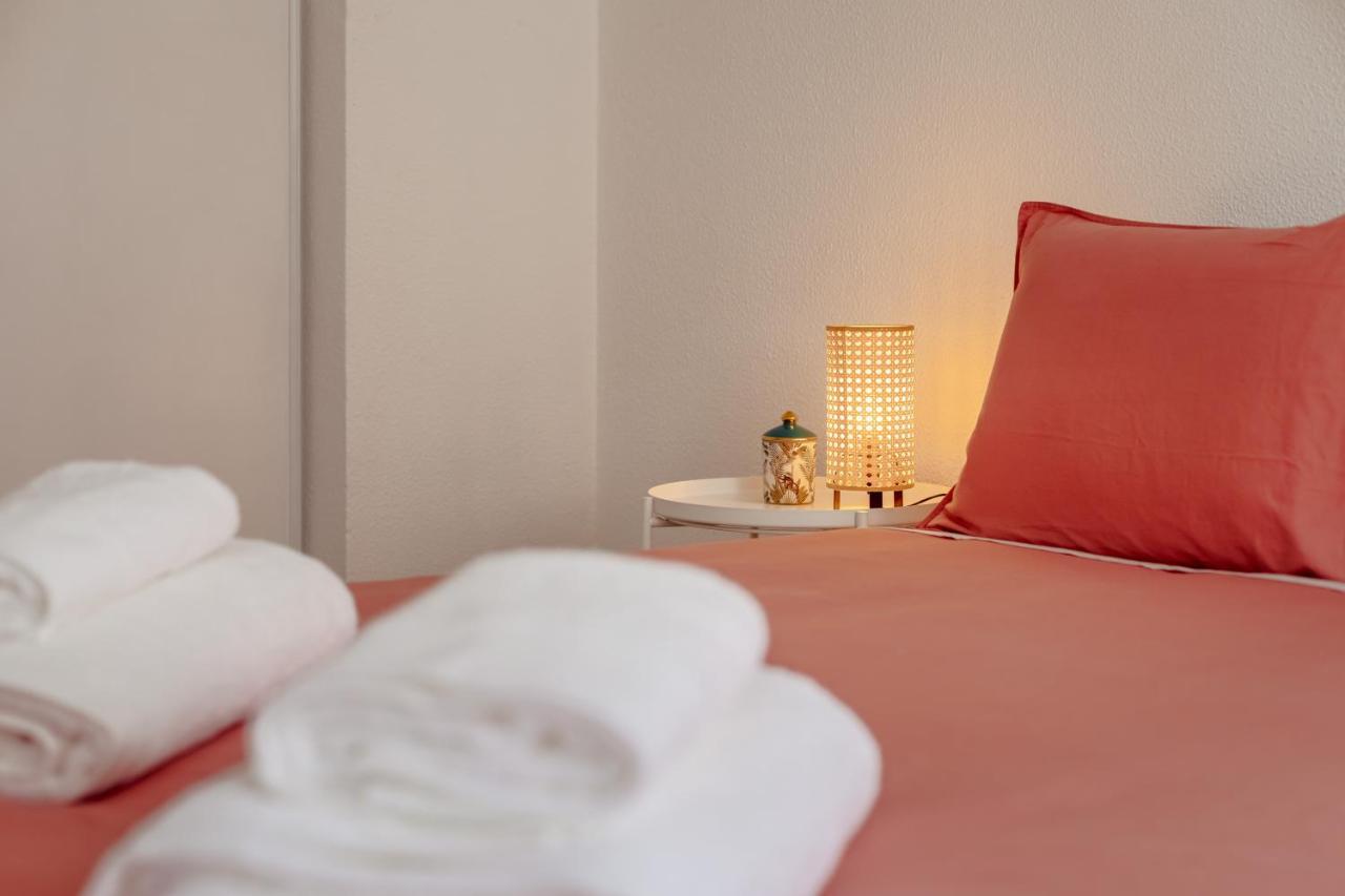 Elegant 3 Bedroom Apt - City Centre - Garage - Metro Lisboa Kültér fotó